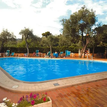 In Diano Marino Near Seaceach شقة دْيانو مارينا